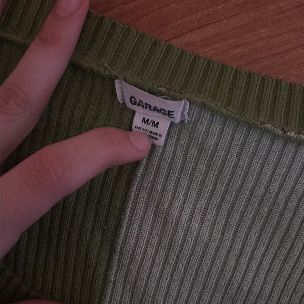Colorblock Ribbed Knit Sweater - Picture 2 of 2